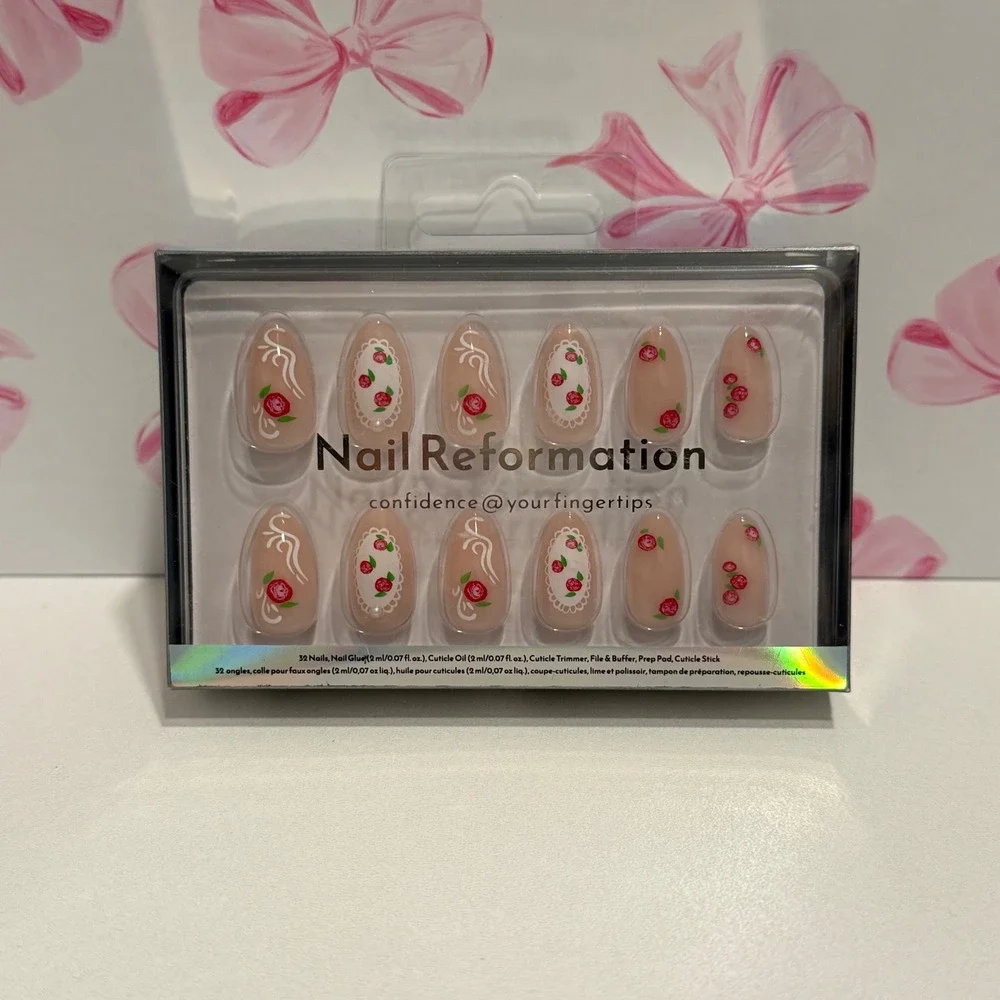 Nail Reformation 32 Press On Nails Kit Almond‎ Rose Lace Coquette Short Manicure